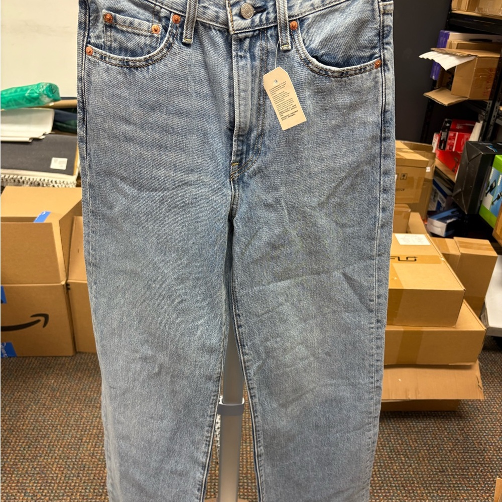 Levi's Light Blue Straight Jeans - Picture 1 of 5